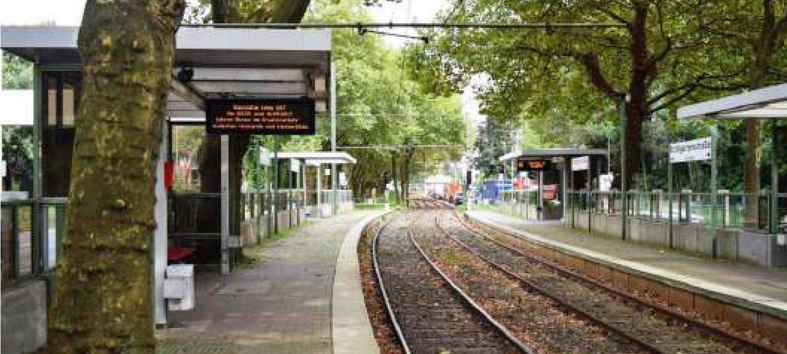 Haltestelle U47 "Stadtkrone Ost"