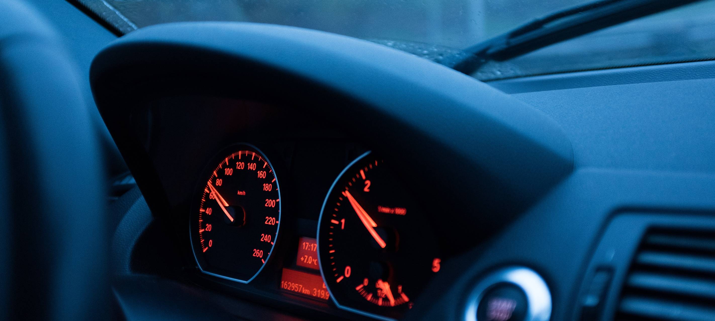 Auto Innenansicht (Symbolbild)