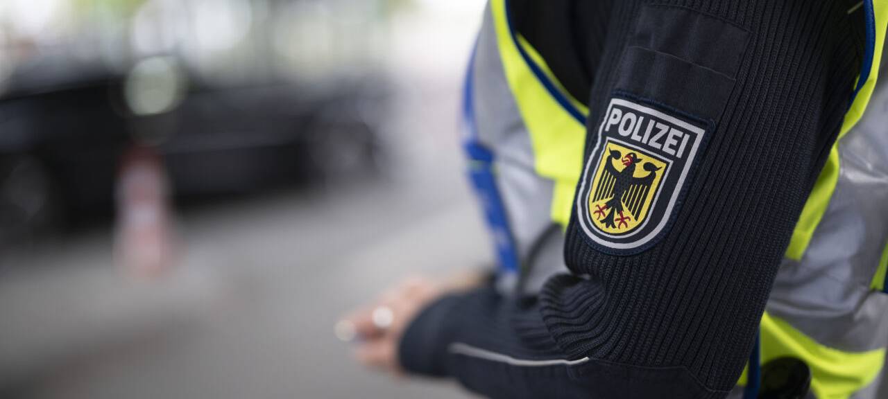 Logo der deutschen Bundespolizei, aufgenommen am Zollamt Konstanz-Autobahn an der Grenze zwischen Kreuzlingen in der Schweiz und Konstanz in Deutschland.