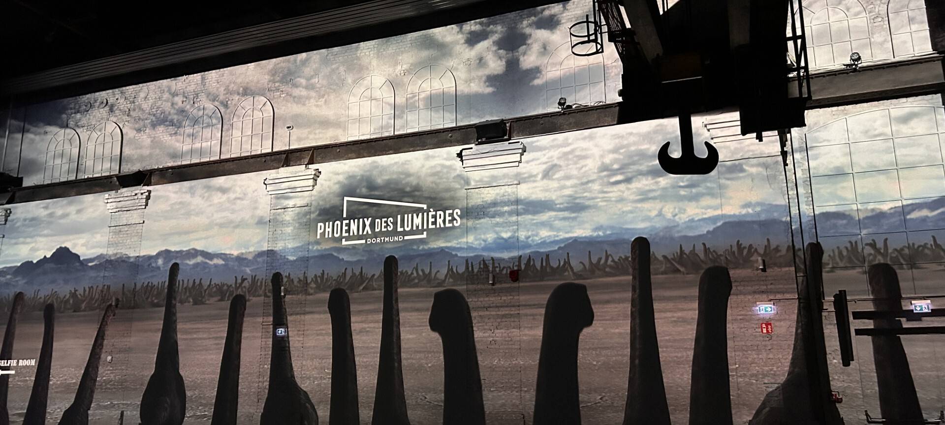 Dinosaurier-Show startet im Phoenix des Lumières in Dortmund